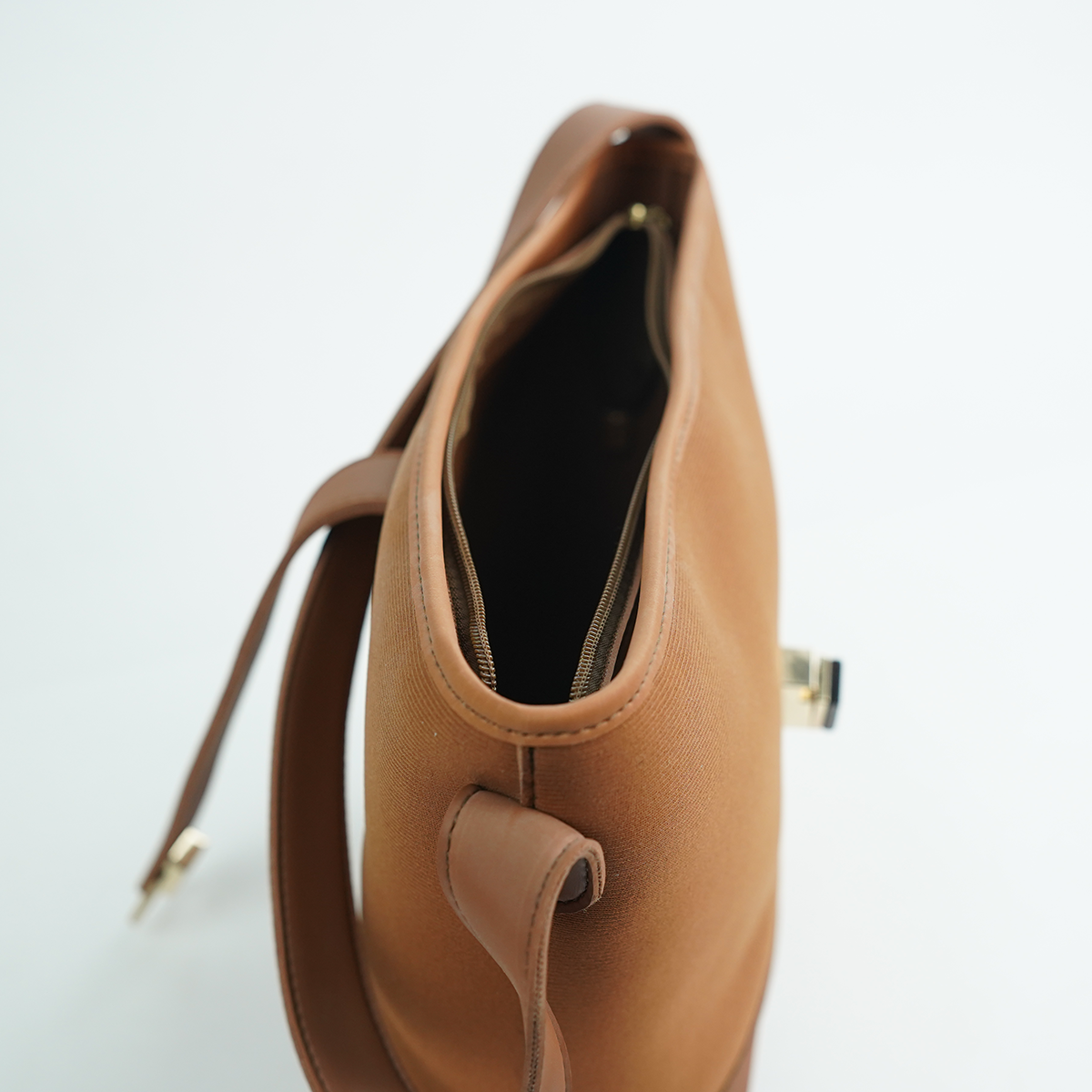 Solea Bucket Bag Brown